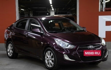 Hyundai Solaris II рестайлинг, 2011 год, 698 000 рублей, 3 фотография