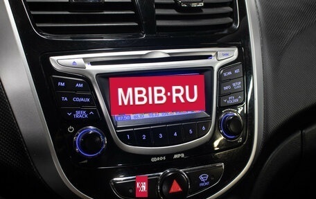 Hyundai Solaris II рестайлинг, 2011 год, 698 000 рублей, 19 фотография