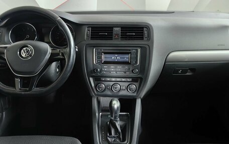 Volkswagen Jetta VI, 2015 год, 919 000 рублей, 13 фотография