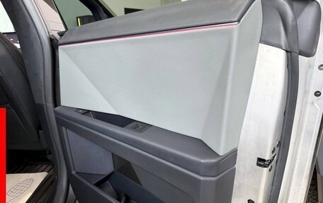 Tesla Cybertruck, 2024 год, 17 900 000 рублей, 13 фотография