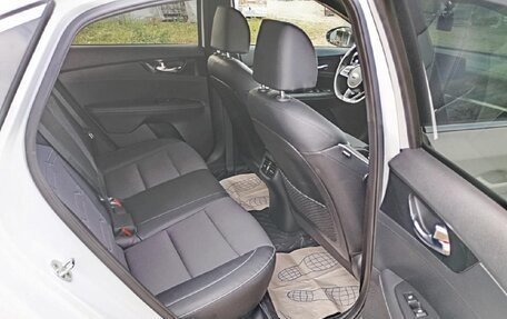 KIA Cerato IV, 2022 год, 2 400 000 рублей, 11 фотография