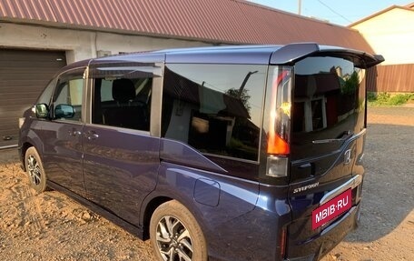 Honda Stepwgn IV, 2018 год, 2 250 000 рублей, 12 фотография