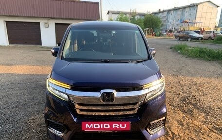 Honda Stepwgn IV, 2018 год, 2 250 000 рублей, 17 фотография