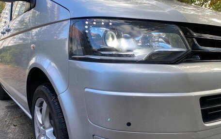 Volkswagen Caravelle T5, 2012 год, 1 980 000 рублей, 16 фотография