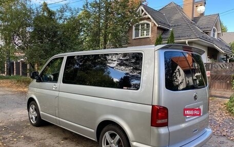 Volkswagen Caravelle T5, 2012 год, 1 980 000 рублей, 6 фотография