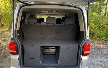 Volkswagen Caravelle T5, 2012 год, 1 980 000 рублей, 31 фотография