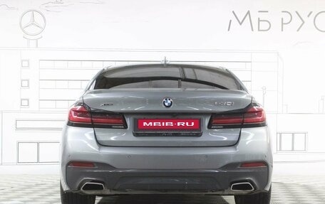 BMW 5 серия, 2022 год, 6 000 000 рублей, 10 фотография