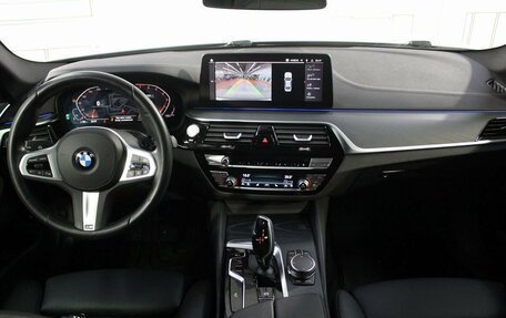 BMW 5 серия, 2022 год, 6 000 000 рублей, 14 фотография