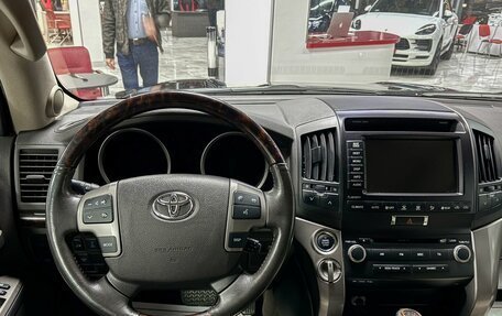 Toyota Land Cruiser 200, 2008 год, 2 749 000 рублей, 20 фотография