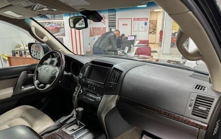 Toyota Land Cruiser 200, 2008 год, 2 749 000 рублей, 18 фотография