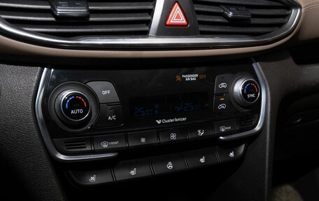 Hyundai Santa Fe IV, 2019 год, 2 850 000 рублей, 12 фотография