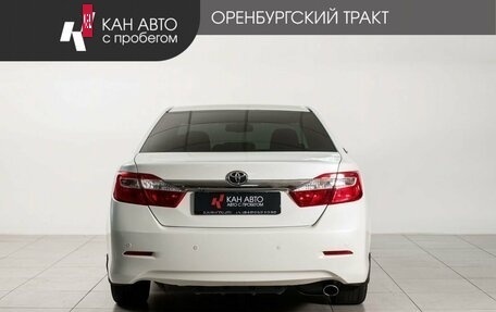 Toyota Camry, 2014 год, 1 570 000 рублей, 4 фотография