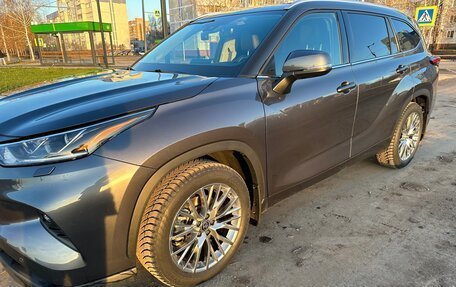 Toyota Highlander, 2021 год, 5 100 000 рублей, 18 фотография