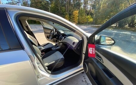 Chevrolet Cruze II, 2011 год, 645 000 рублей, 7 фотография