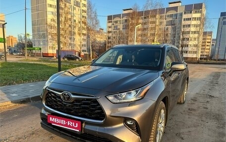 Toyota Highlander, 2021 год, 5 100 000 рублей, 19 фотография