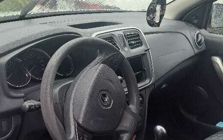 Renault Sandero II рестайлинг, 2015 год, 575 000 рублей, 4 фотография