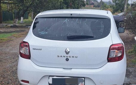 Renault Sandero II рестайлинг, 2015 год, 575 000 рублей, 2 фотография