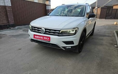Volkswagen Tiguan II, 2019 год, 2 900 000 рублей, 1 фотография