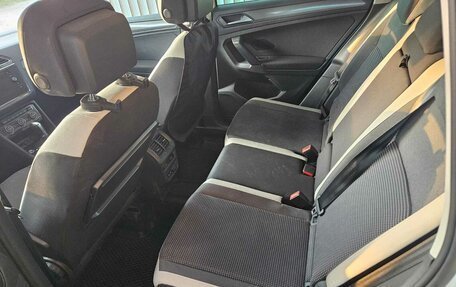 Volkswagen Tiguan II, 2019 год, 2 900 000 рублей, 13 фотография