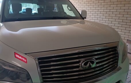 Infiniti QX56, 2011 год, 2 000 000 рублей, 1 фотография