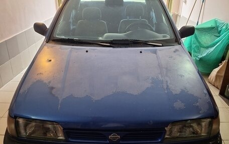 Nissan Sunny N14, 1995 год, 180 000 рублей, 1 фотография