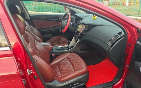 Hyundai Sonata VI, 2012 год, 1 250 000 рублей, 7 фотография