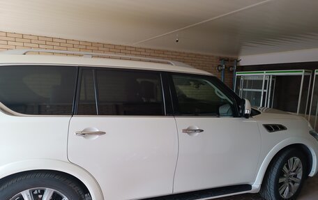 Infiniti QX56, 2011 год, 2 000 000 рублей, 4 фотография
