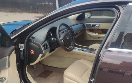 Jaguar XF I рестайлинг, 2010 год, 1 200 000 рублей, 10 фотография