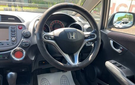 Honda Fit III, 2011 год, 950 000 рублей, 26 фотография