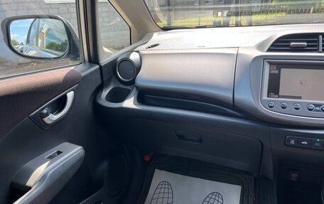 Honda Fit III, 2011 год, 950 000 рублей, 25 фотография
