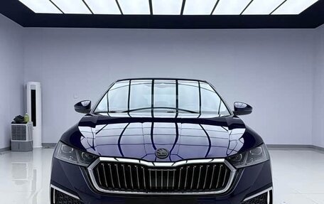 Skoda Octavia IV, 2021 год, 2 435 310 рублей, 2 фотография