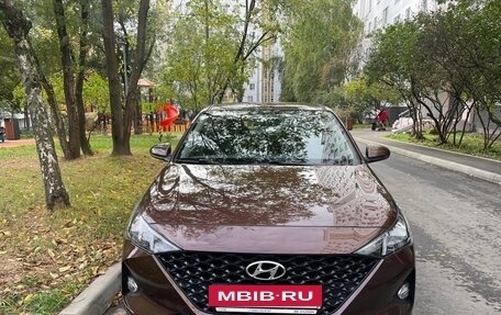 Hyundai Solaris II рестайлинг, 2022 год, 1 780 000 рублей, 2 фотография