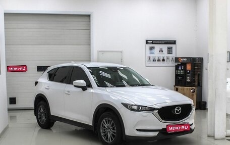 Mazda CX-5 II, 2018 год, 2 399 000 рублей, 1 фотография