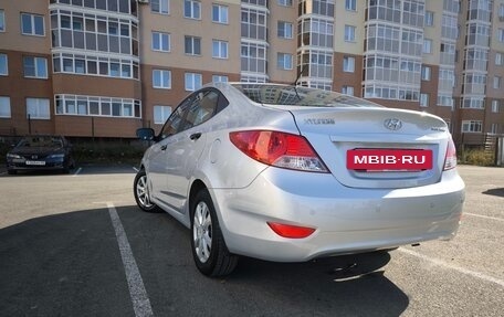 Hyundai Solaris II рестайлинг, 2013 год, 820 000 рублей, 4 фотография