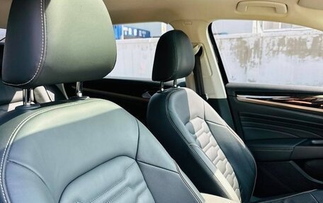 Volkswagen Passat B8 рестайлинг, 2021 год, 1 850 000 рублей, 14 фотография