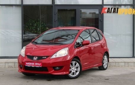 Honda Fit III, 2010 год, 1 040 000 рублей, 1 фотография