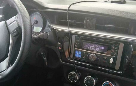 Toyota Corolla, 2014 год, 1 400 000 рублей, 9 фотография
