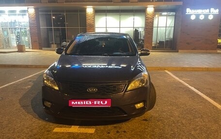 KIA cee'd I рестайлинг, 2010 год, 825 000 рублей, 7 фотография