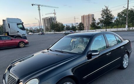Mercedes-Benz E-Класс, 2002 год, 1 100 000 рублей, 2 фотография