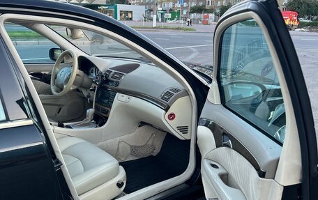 Mercedes-Benz E-Класс, 2002 год, 1 100 000 рублей, 6 фотография