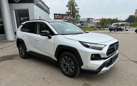 Toyota RAV4, 2025 год, 4 200 000 рублей, 6 фотография