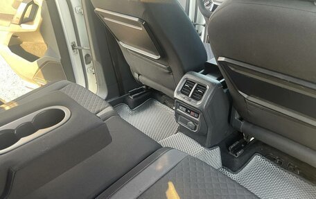 Volkswagen Tiguan II, 2017 год, 1 630 000 рублей, 13 фотография