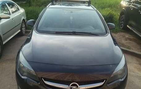 Opel Astra J, 2014 год, 930 000 рублей, 6 фотография