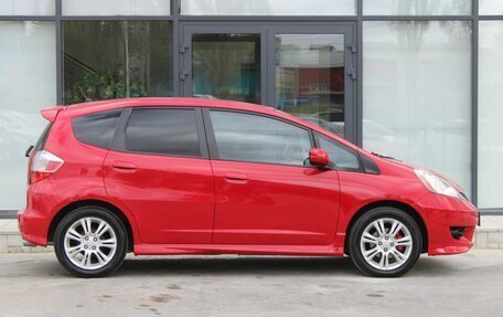 Honda Fit III, 2010 год, 1 040 000 рублей, 5 фотография