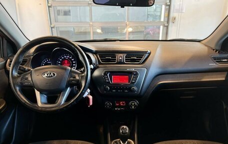 KIA Rio III рестайлинг, 2013 год, 900 000 рублей, 9 фотография