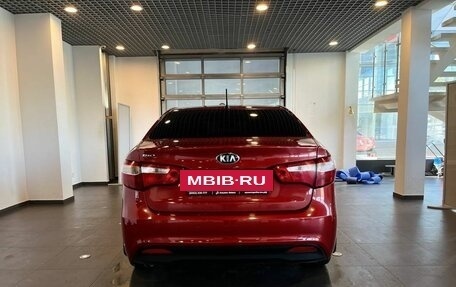 KIA Rio III рестайлинг, 2013 год, 900 000 рублей, 4 фотография