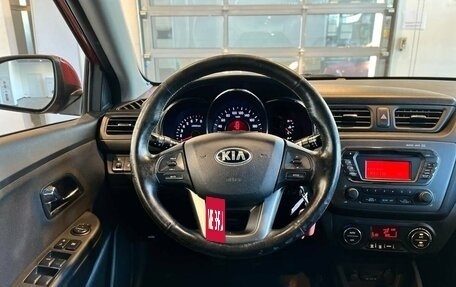 KIA Rio III рестайлинг, 2013 год, 900 000 рублей, 10 фотография
