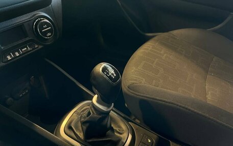 KIA Rio III рестайлинг, 2013 год, 900 000 рублей, 31 фотография