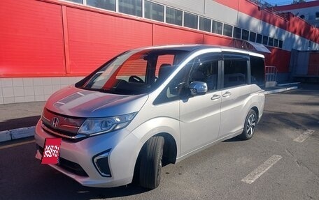 Honda Stepwgn IV, 2015 год, 1 800 000 рублей, 4 фотография