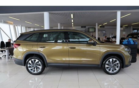 Skoda Kodiaq, 2025 год, 5 600 000 рублей, 7 фотография